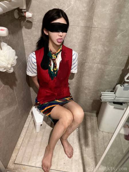 人前是美丽空姐 人后是骚气母狗反差调教1-3合集 【4.13g】