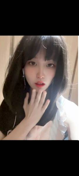 比心陪玩妹子 小雪户外2v1.1g