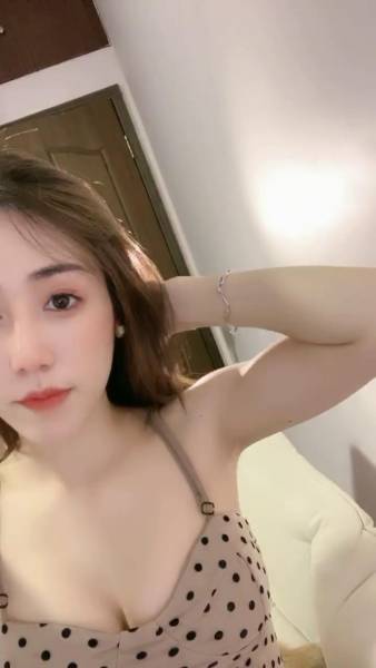 【自行打包】半糖极品高颜值美女新主播屯屯【6V 6.25G】百度云