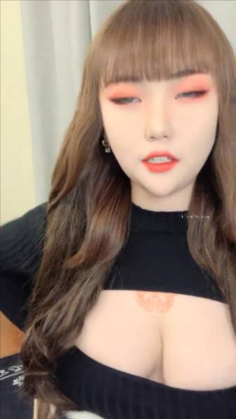 【蝴蝶大姐】骚艳御姐白皙巨乳 白虎粉逼跳[1V 472M 百度盘]