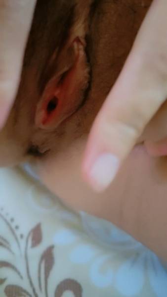 木耳粉嫩的妹子第一视角手持镜头露脸口交[1V 339M][百度盘]