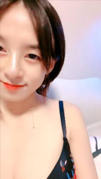 哺乳期人妻的诱惑，有露脸性感好身材逼逼[1V 485M][百度盘]