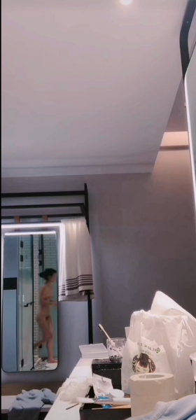 【自行打包】抖音近期直播闪现露点981V18.9G【百度云】