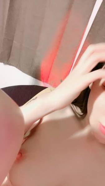 顶级尤物精彩来袭！纯天然的白虎如充气娃娃[1V 629M][百度盘]