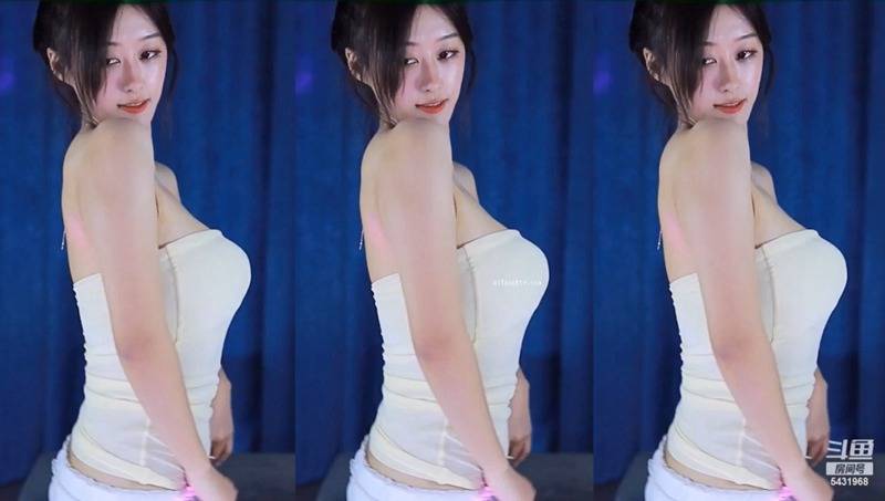 【斗鱼】你的11r 极品豆乳热舞福利[5V/758M]【百度云】