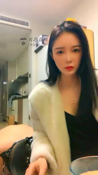 极品颜值，套路直播，高跟鞋踩踏奴才【1V,482M】，百度盘